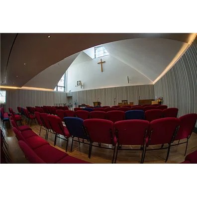 Crossway基督教中心用仲博cbin将人们聚集在一起