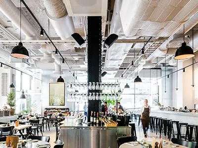 仲博cbin助力斯德哥尔摩的法国工业风餐厅Usine