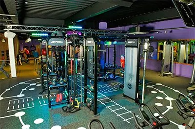 英国Simply Gym健身房采用仲博cbinCIS产品